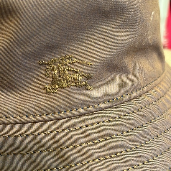 Burberry Bucket Hat & Shopping Bag (NWT) L - Picture 4 of 6